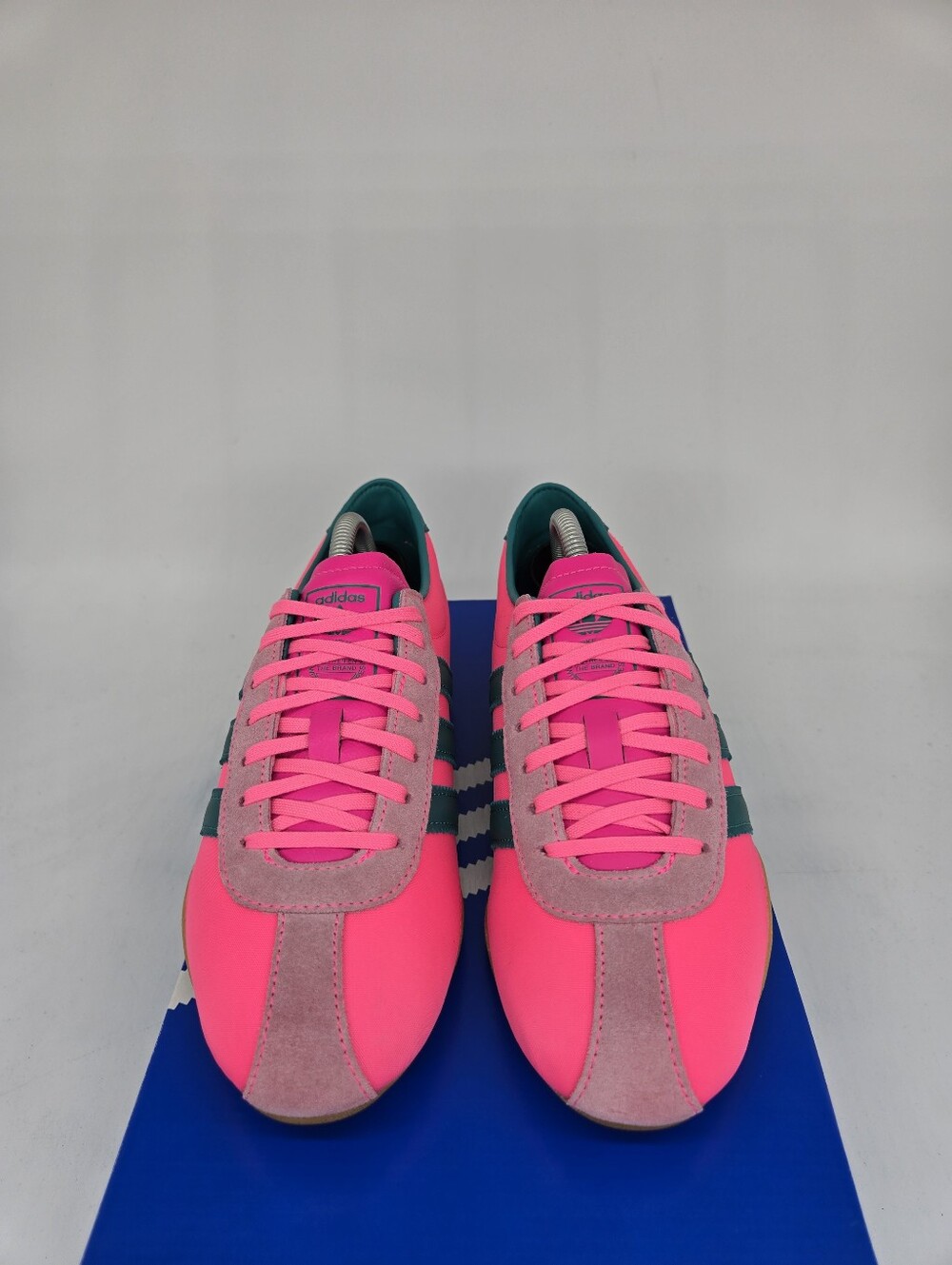 adidas Women's Tokyo IH3998 Lucid Pink Power Green Gold Metallic Shoes Size 7 - Picture 2 of 8
